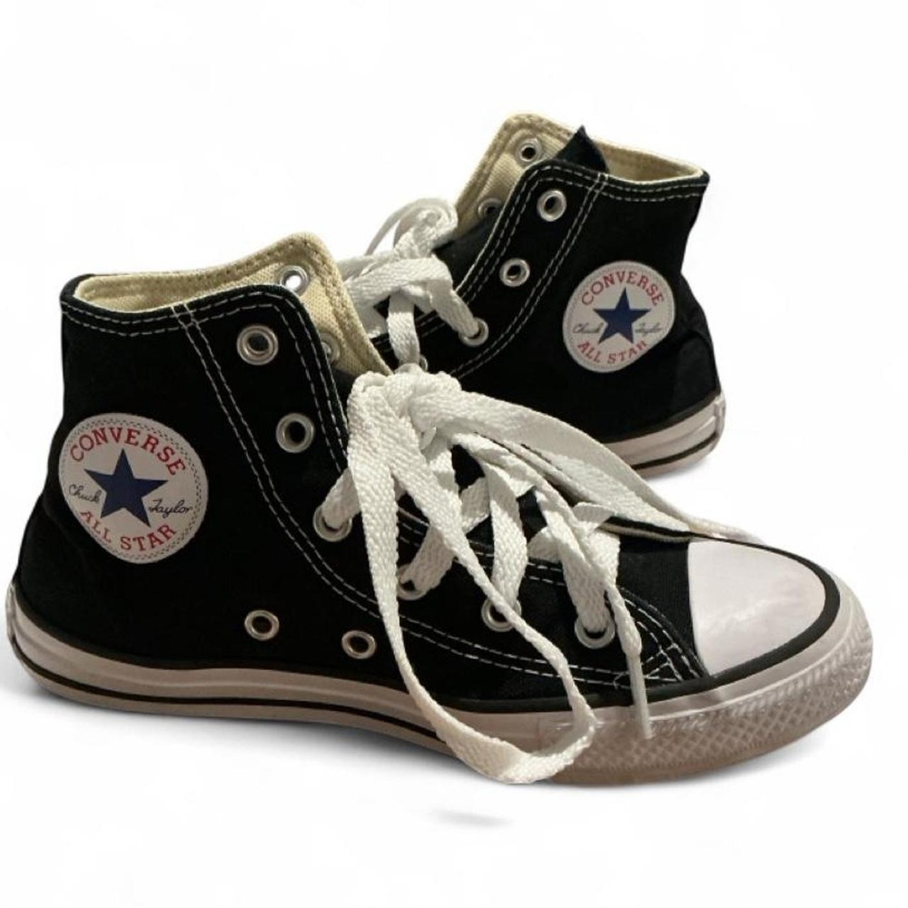 Converse Chuck Taylor All Star Kids Size 1 Black High Top Sneakers